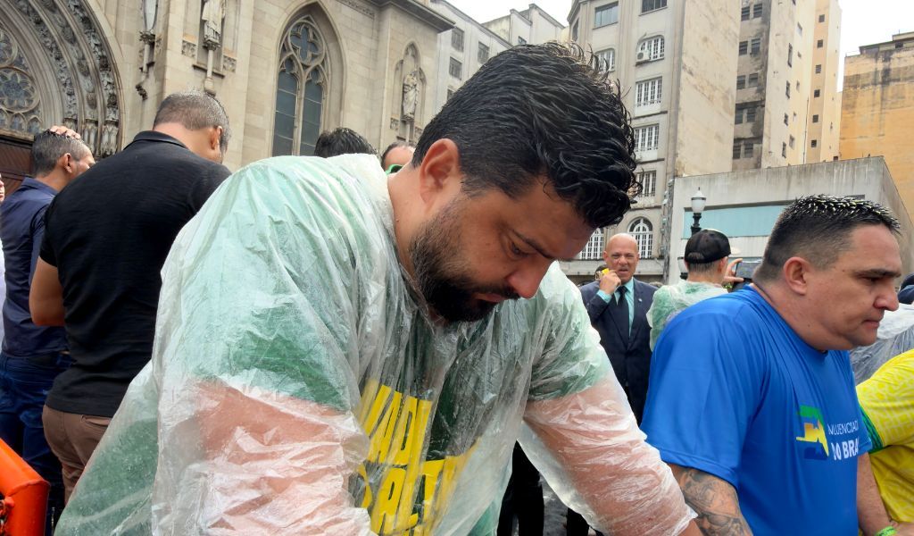 Danilo Visconti na manifestação